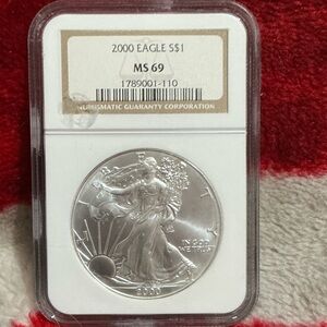 Numismatic Guaranty Corporation Graded 2000 Silver Eagle MS69 - Silver